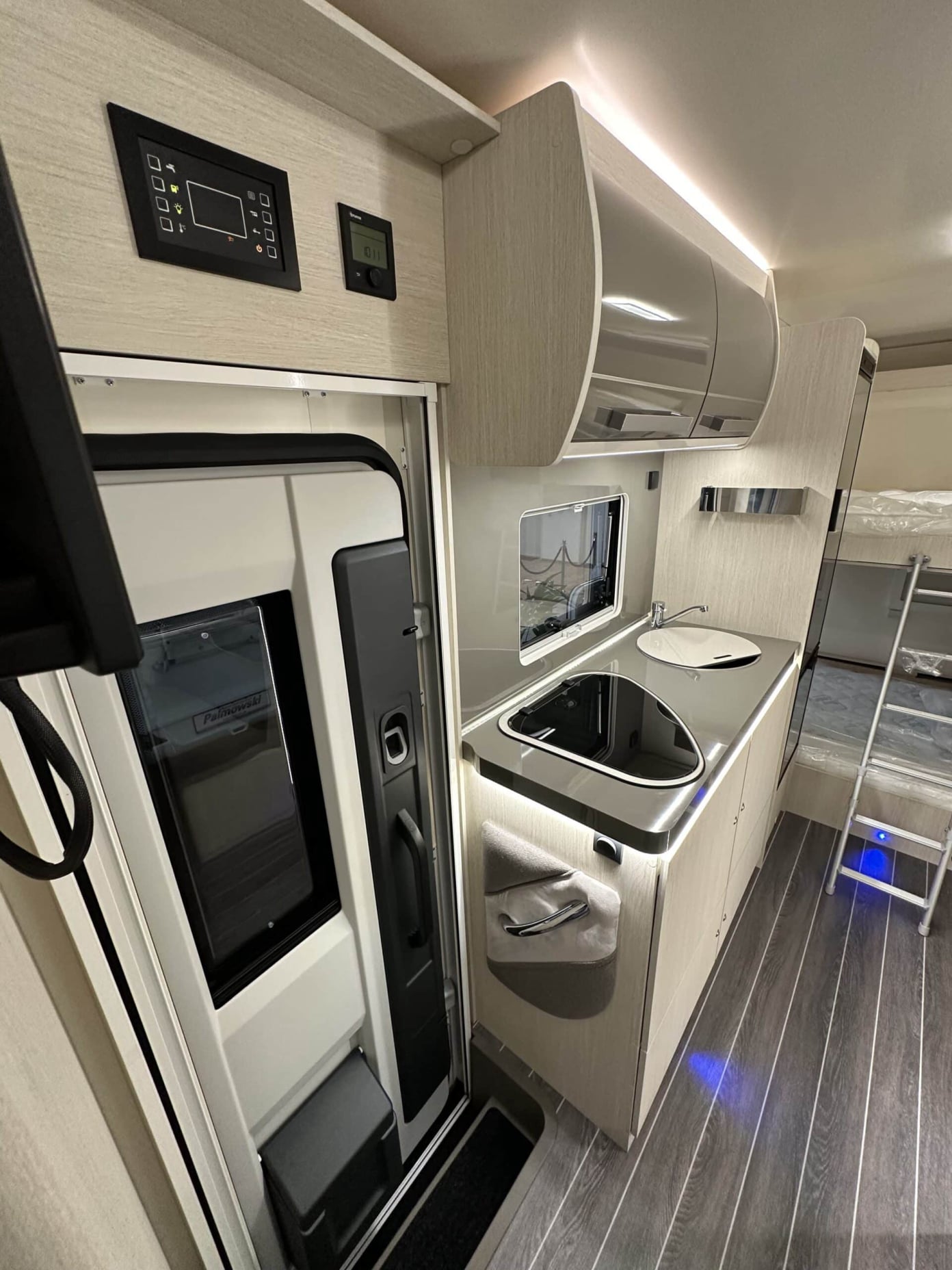 Mobirise Website Builder